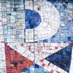 19.01.2021. Sędziszów. Samorządowe Centrum Kultury. Mozaika z frontonu budynku / Instytut Dizajnu w Kielcach