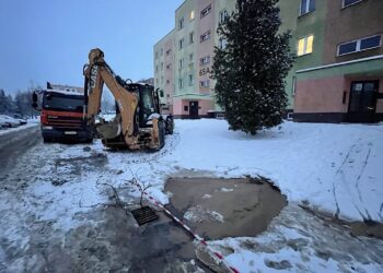 19.01.2021. Kielce. Awaria wodociągu na os. Na Stoku / Jarosław Kubalski / Radio Kielce