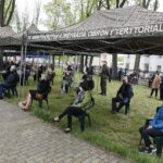 03.05.2020 Kielce. Uroczystości w 229 rocznicę uchwalenia Konstytucji 3 Maja. Msza przed kościołem garnizonowym / Jarosław Kubalski / Radio Kielce