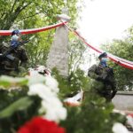 03.05.2020 Kielce. Uroczystości w 229. rocznicę uchwalenia Konstytucji 3 Maja. Złożenie wieńców pod pomnikiem Staszica / Jarosław Kubalski / Radio Kielce