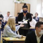 09.06.2020 Kielce. Zespół Szkół nr 3. Matura z matematyki / Jarosław Kubalski / Radio Kielce