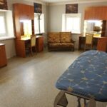 20.01.2021 Kielce. WDK. Wyremontowane garderoby / Jarosław Kubalski / Radio Kielce