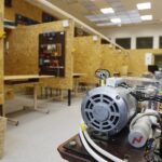 05.01.2021 Kielce. Zespół Szkół Elektrycznych. Modernizacja pracowni praktycznych / Jarosław Kubalski / Radio Kielce