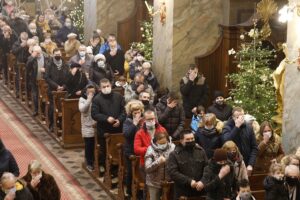 06.01.2021. Kielce. Bazylika katedralna. Święto Trzech Króli / Jarosław Kubalski / Radio Kielce