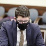 07.01.2021 Kielce. Sesja rady miasta. Radny Marcin Stępniewski / Jarosław Kubalski / Radio Kielce