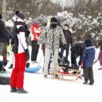 17.01.2021 Kielce. Zima. Sanki / Jarosław Kubalski / Radio Kielce