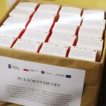 22.01.2021 Kielce. Urząd marszałkowski. Przekazanie pulsoksymetrów dla instytucji sprawujących opiekę nad osobami starszymi / Jarosław Kubalski / Radio Kielce