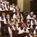 10.10.2020 Kielce. Katedra. Pogrzeb ks. prof. Stanisława Czerwika - wieloletniego rektora kieleckiego seminarium / Jarosław Kubalski / Radio Kielce