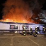 24.08.2020. Kielce. Pożar marketu Lidl przy ul. Piekoszowskiej / Jarosław Kubalski / Radio Kielce