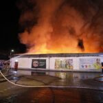 24.08.2020. Kielce. Pożar marketu Lidl przy ul. Piekoszowskiej / Jarosław Kubalski / Radio Kielce