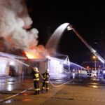 24.08.2020. Kielce. Pożar marketu Lidl przy ul. Piekoszowskiej / Jarosław Kubalski / Radio Kielce