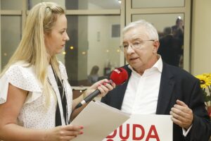 28.06.2020. Kielce. Wybory prezydenckie. Sztab wyborczy PiS. Poseł Krzysztof Lipiec / Jarosław Kubalski / Radio Kielce