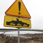 14.12.2020. Nowy Korczyn. Most przez Wisłę łączący województwa świętokrzyskie i małopolskie / Jarosław Kubalski / Radio Kielce