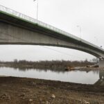 14.12.2020. Nowy Korczyn. Most przez Wisłę łączący województwa świętokrzyskie i małopolskie / Jarosław Kubalski / Radio Kielce