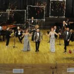 28.12.2020 Kielce. Zespół Państwowych Szkół Muzycznych im. Ludomira Różyckiego. Nagrywanie dla TVP i Radia Kielce koncertu sylwestrowego / Jarosław Kubalski / Radio Kielce