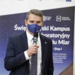31.12.2020. Warszawa. Podpisanie umowy na budowę kampusu Głównego Urzędu Miar. Na zdjęciu: prof. Jacek Semaniak - prezes Głównego Urzędu Miar / Jarosław Kubalski / Radio Kielce