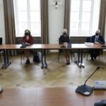 31.12.2020. Warszawa. Podpisanie umowy na budowę kampusu Głównego Urzędu Miar / Jarosław Kubalski / Radio Kielce