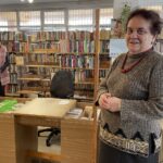 18.01.2021. Sandomierz. Na zdjęciu (od lewej): Katarzyna Ciźla pracownik biblioteki i Barbara Rożek dyrektor. / Grażyna-Szlęzak-Wójcik / Radio Kielce