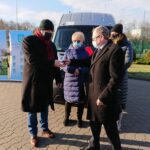 12.01.2021 Kunów. Przekazanie nowego autobusu dla dzieci niepełnosprawnych / Emilia Sitarska / Radio Kielce