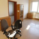 21.01.2021 Kielce. Przeprowadzka Departamentu Kultury i Dziedzictwa Narodowego oraz Departamentu Edukacji, Sportu i Turystyki z budynku przy ulicy Planty do urzędu marszałkowskiego / Jarosław Kubalski / Radio Kielce