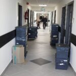 21.01.2021 Kielce. Przeprowadzka Departamentu Kultury i Dziedzictwa Narodowego oraz Departamentu Edukacji, Sportu i Turystyki z budynku przy ulicy Planty do urzędu marszałkowskiego / Jarosław Kubalski / Radio Kielce