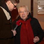 01.01.2020. Klimontów. Sylwester. Na zdjęciu (od lewej): Mateusz Kaczmarczyk - Radio Kielce, Krzysztof Lipiec - poseł PiS / Wiktor Taszłow / Radio Kielce