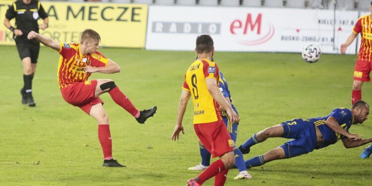 03.07.2020. Kielce. Mecz Korona Kielce - Arka Gdynia / Wiktor Taszłow / Radio Kielce