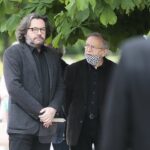 04.06.2020. Kielce. Uroczystości pogrzebowe Jerzego Pilcha. Na zdjęciu (z lewej): Grzegorz Turnau / Wiktor Taszłow / Radio Kielce