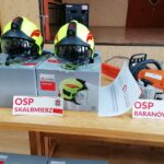 09.01.2021 Skalbmierz. Przekazanie sprzętu strażackiego dla sześciu jednostek OSP / Marta Gajda / Radio Kielce