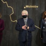 22.01.2021. Michniów. Wizyta wicepremiera Piotra Glińskiego w Mauzoleum Martyrologii Wsi Polskiej. Na zdjęciu (od lewej): Anna Krupka - wiceminister sportu, Krzysztof Lipiec - poseł, Agata Wojtyszek - poseł / Wiktor Taszłow / Radio Kielce