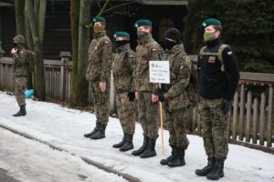 24.01.2021. Białogon. Marsz Pamięci upamiętniający 158. rocznicę wybuchu powstania styczniowego / Wiktor Taszłow / Radio Kielce