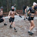 24.01.2021. Święta Katarzyna. Morsy wchodzą na Łysicę / Wiktor Taszłow / Radio Kielce