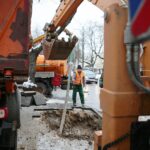 27.01.2021. Kielce. Awaria wodociągu na skrzyżowaniu ulic Marszałkowskiej i Wiśniowej / Wiktor Taszłow / Radio Kielce