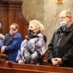 01.11.2020. Kielce. Bazylika katedralna. Msza święta / Wiktor Taszłow / Radio Kielce