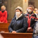 01.11.2020. Kielce. Bazylika katedralna. Msza święta / Wiktor Taszłow / Radio Kielce