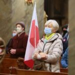 11.11.2020. Kielce. Bazylika katedralna. Msza święta. / Wiktor Taszłow / Radio Kielce