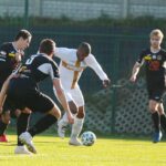 15.11.2020. Łagów. 20. kolejka piłkarskiej III ligi. ŁKS Probudex - KSZO 1929 Ostrowiec / Wiktor Taszłow / Radio Kielce