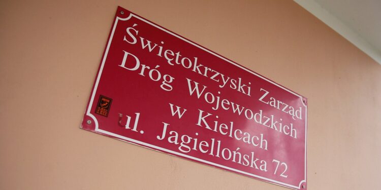 23.12.2020 Kielce Świętokrzyski Zarząd Dróg Wojewódzkich / Wiktor Taszłow / Radio Kielce