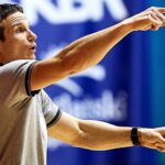 04.02.2021. Kwidzyn. Zaległy mecz 5. kolejki PGNiG Superligi: MMTS - Łomża Vive. Na zdjęciu: Bartłomiej Jaszka - trener MMTS / PAP/Adam Warżawa