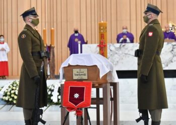 05.02.2021. Warszawa. Świątynia Opatrzności Bożej. Msza Święta w intencji Ryszarda Szurkowskiego / PAP/Piotr Nowak