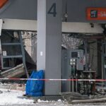 11.02.2021. Sosnowiec. Zniszczenia po eksplozji gazu na stacji benzynowej / Andrzej Grygiel / PAP