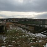 23.01.2021. Brody. Kamienna tama wodna wybudowana w 1840 roku / Robert Felczak / Radio Kielce