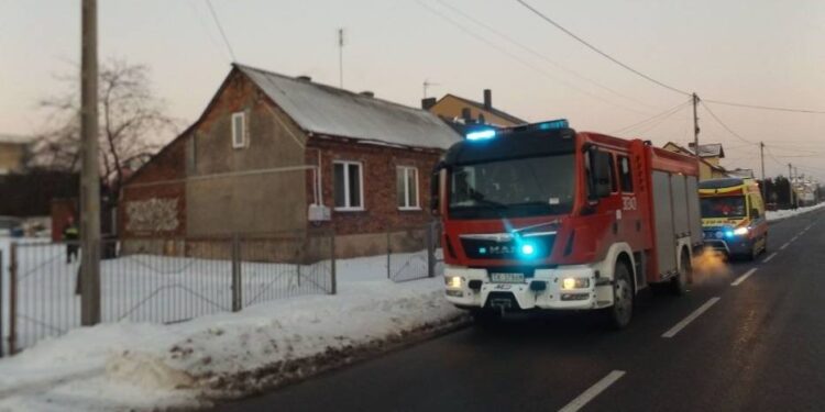 14.02.2021 Kielce. Tragedia przy ulicy Piekoszowskiej / KM PSP