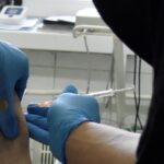 25.02.2021 Kielce i Skarżysko-Kamienna. Terytorialsi pomagający kombatantom w dotarciu do punktów szczepień / ppor. OT Daniel Woś / ŚBOT