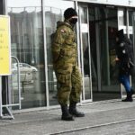 07.02.2021 Kielce. Ponowne pobieranie testów przesiewowych nauczycieli / ppor. OT Daniel Woś / ŚBOT