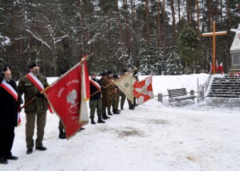 14.02.2021 Skarżysko-Kamienna. 81. rocznica mordu na osiedlu Bór / Muzeum im. Orła Białego