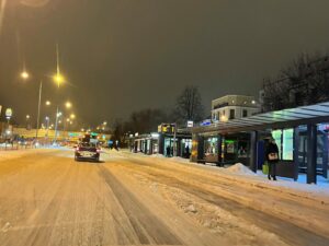 08.02.2021 Kielce. Zima na drogach / Wiktor Taszłow / Radio Kielce