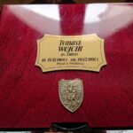 13.02.2021 Ćmielów. Msza święta oraz wprowadzenie urny z prochami Tomasza Wójcika „Tarzana” do kaplicy / Emilia Sitarska / Radio Kielce