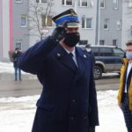 02.02.2012 Jędrzejów. Uroczystości rocznicy uwolnienia więźniów z aresztu gestapo. Na zdjęciu: Paweł Jakubowski - komendant powiatowy PSP w Jędrzejowie / Ewa Pociejowska-Gawęda / Radio Kielce