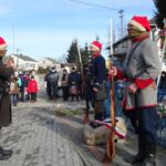 06.02.2021. Gozna. Odsłonięcie obelisku wraz z tablicą upamiętniającą bohaterów powstania styczniowego / Ewa Pociejowska-Gawęda / Radio Kielce